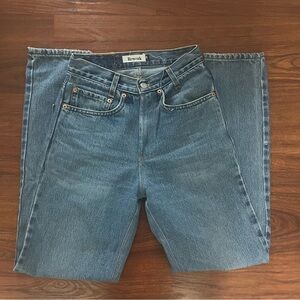 Vintage Levi’s High Waisted Denim Size 24